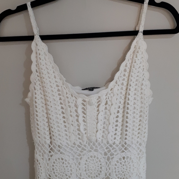 White lace mini dress - Picture 2 of 7